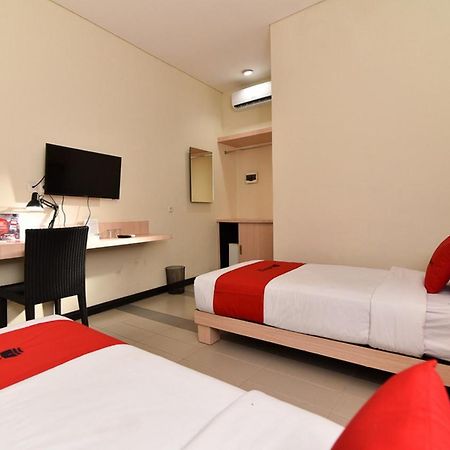 Reddoorz Near Legian Street Hotell Eksteriør bilde