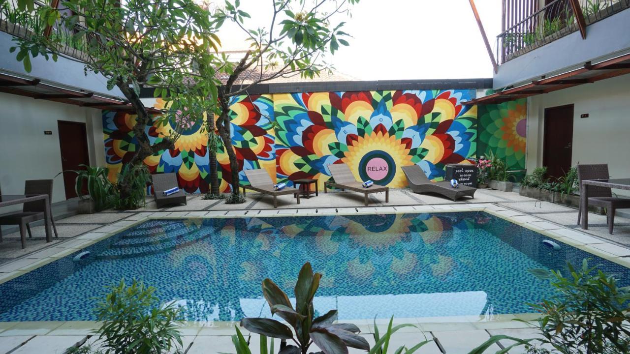 Reddoorz Near Legian Street Hotell Eksteriør bilde