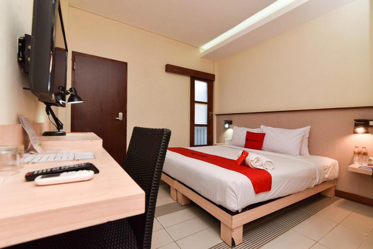 Reddoorz Near Legian Street Hotell Eksteriør bilde