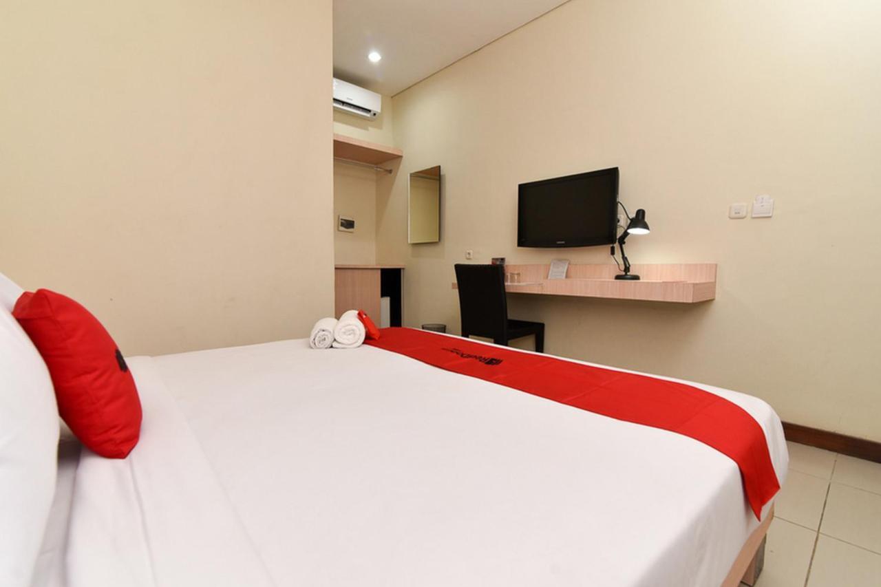 Reddoorz Near Legian Street Hotell Eksteriør bilde